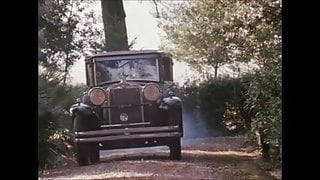 Anita Rinaldi in Betty Blue pleated skirt scenes